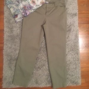 Old Navy “Pixie” Pants SZ 6